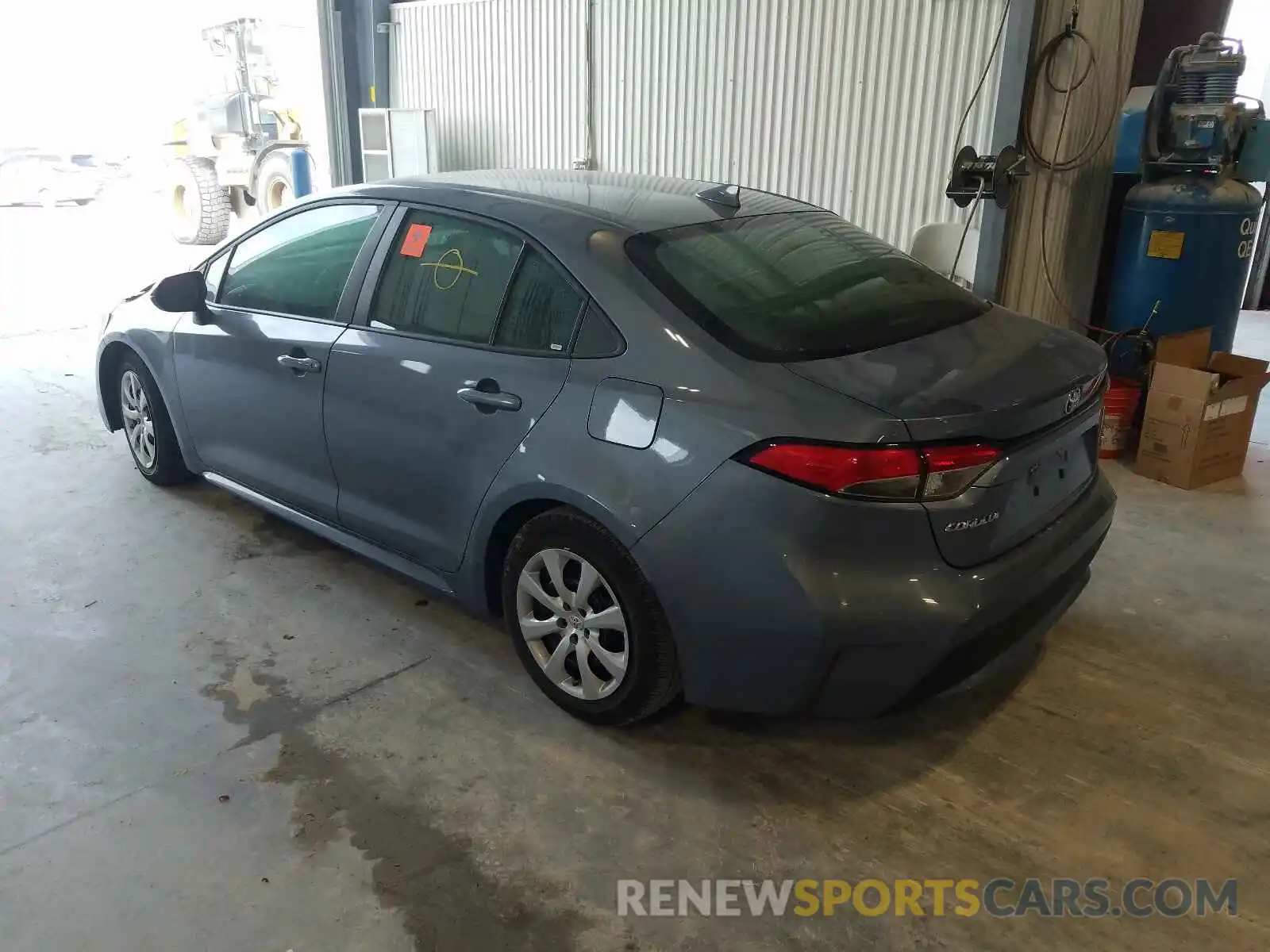 3 Photograph of a damaged car 5YFEPRAE3LP114701 TOYOTA COROLLA 2020