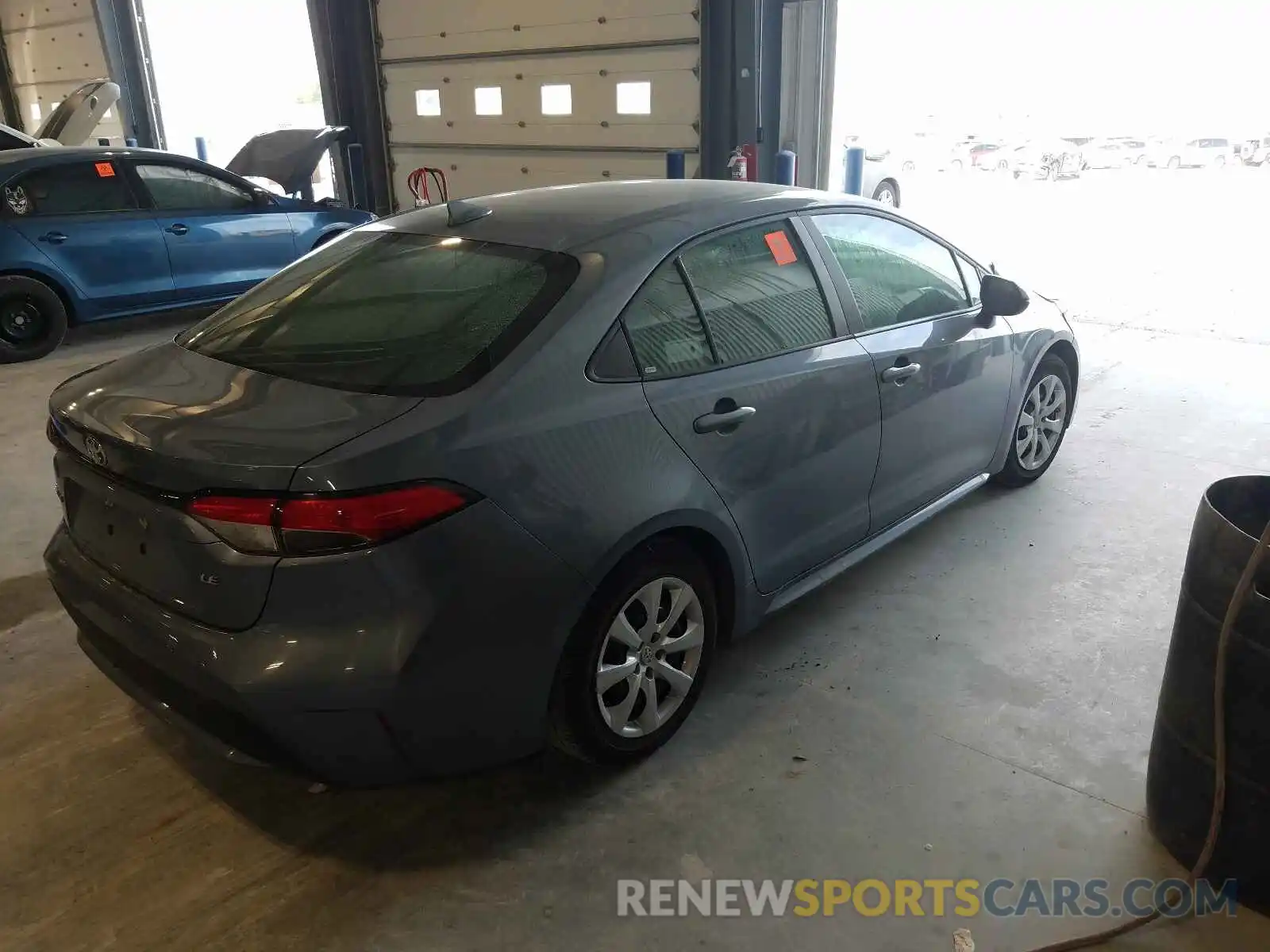 4 Photograph of a damaged car 5YFEPRAE3LP114701 TOYOTA COROLLA 2020