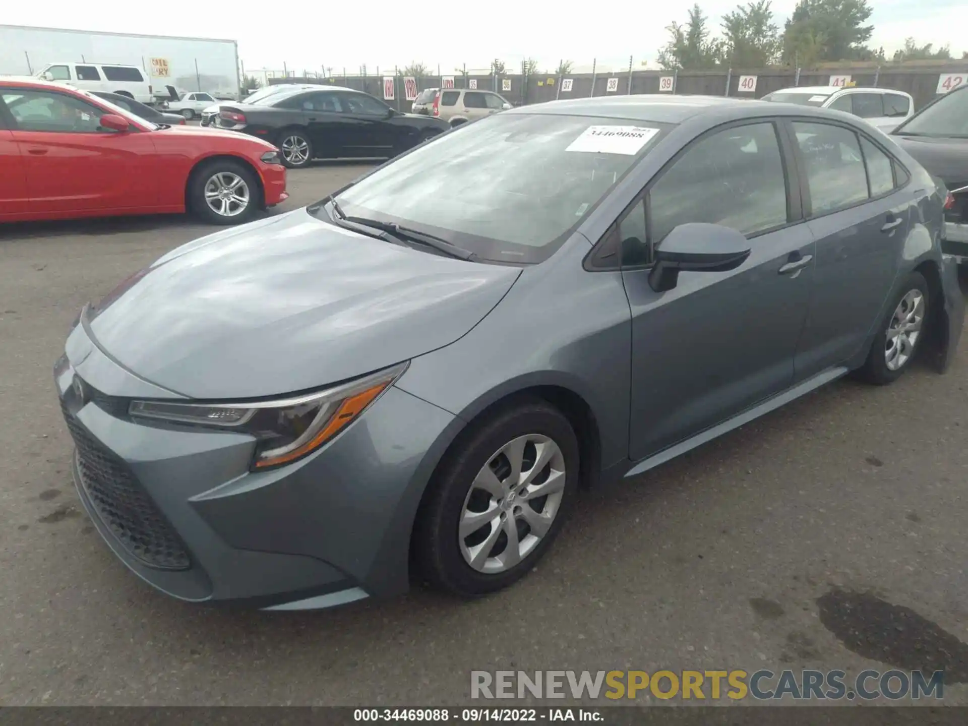 2 Photograph of a damaged car 5YFEPRAE3LP117677 TOYOTA COROLLA 2020