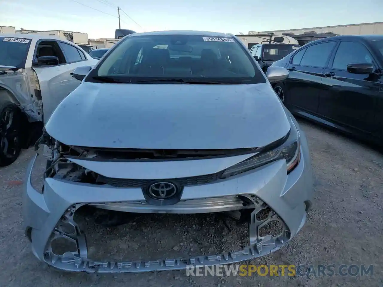 5 Photograph of a damaged car 5YFEPRAE3LP119235 TOYOTA COROLLA 2020