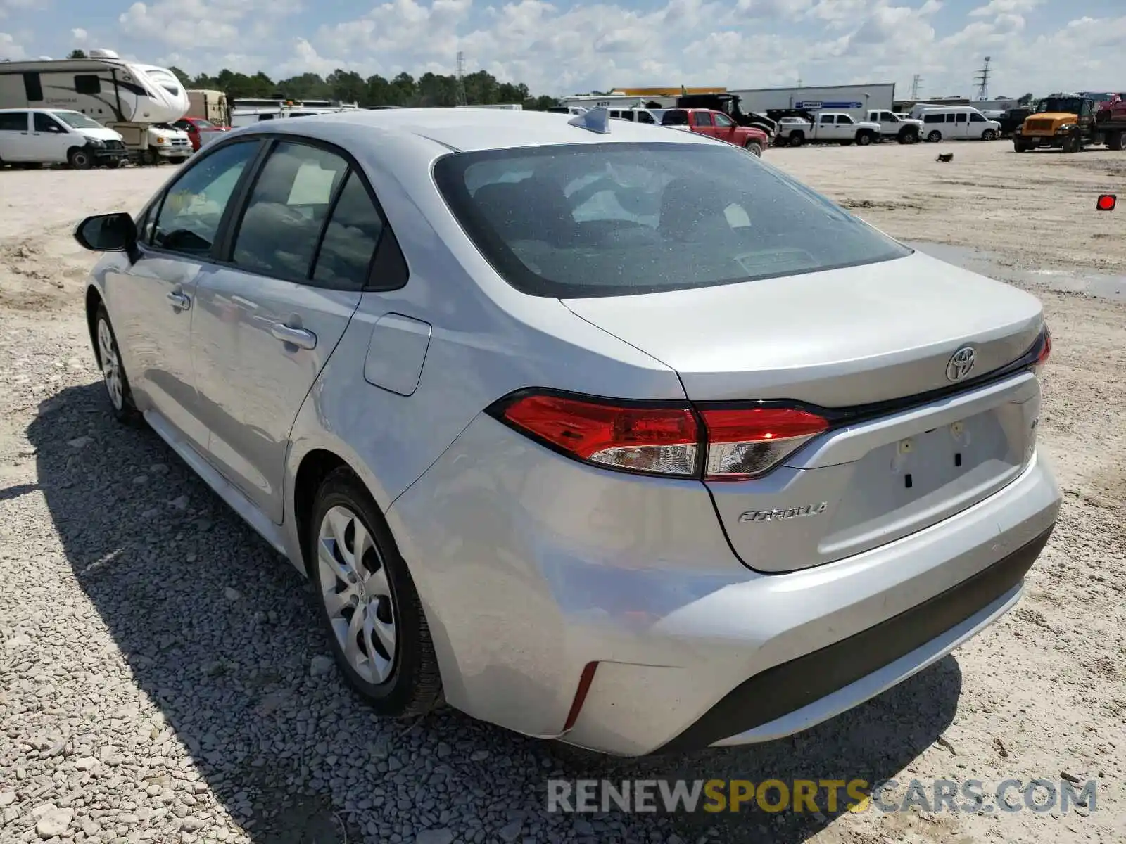 3 Photograph of a damaged car 5YFEPRAE3LP119901 TOYOTA COROLLA 2020