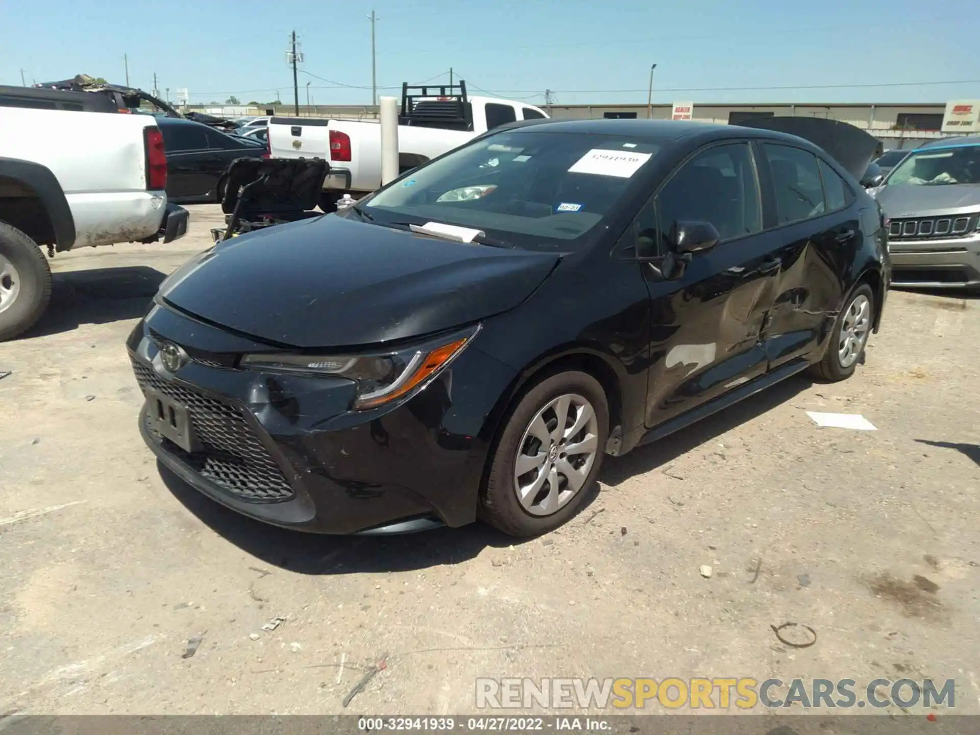 2 Photograph of a damaged car 5YFEPRAE3LP120398 TOYOTA COROLLA 2020