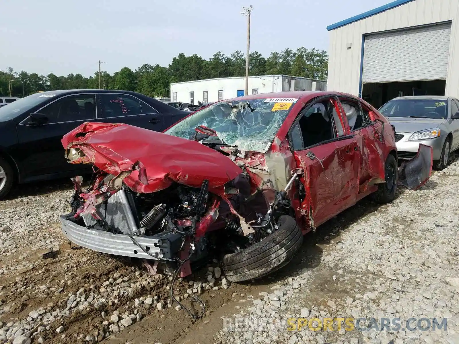 2 Photograph of a damaged car 5YFEPRAE3LP120952 TOYOTA COROLLA 2020