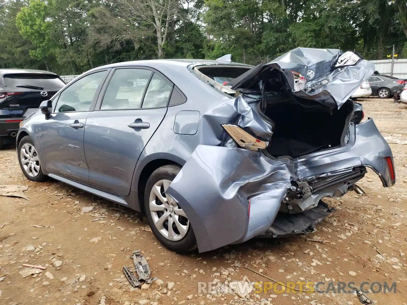 3 Photograph of a damaged car 5YFEPRAE3LP121602 TOYOTA COROLLA 2020