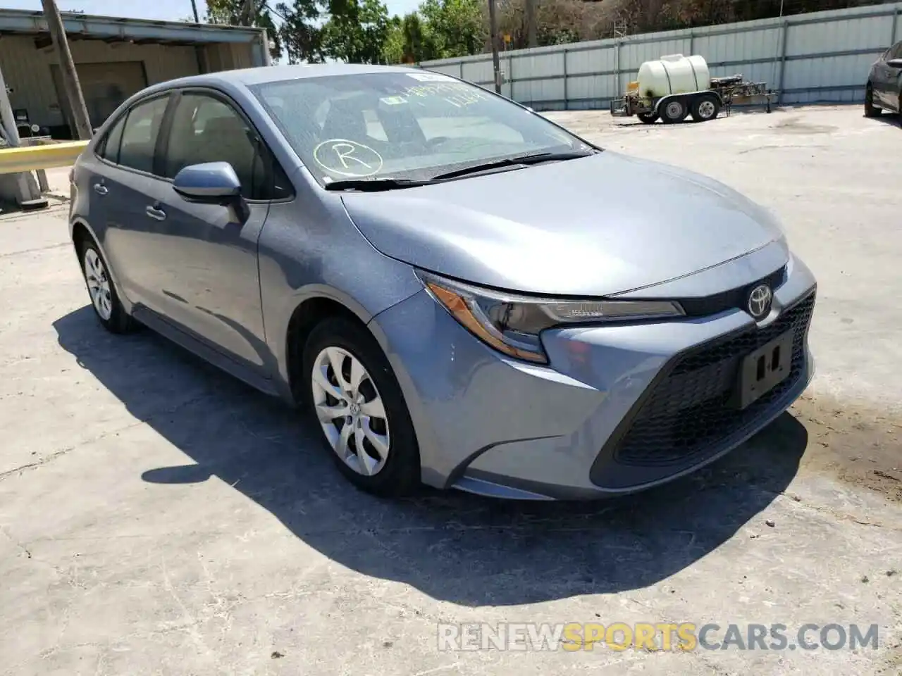 1 Photograph of a damaged car 5YFEPRAE3LP121647 TOYOTA COROLLA 2020