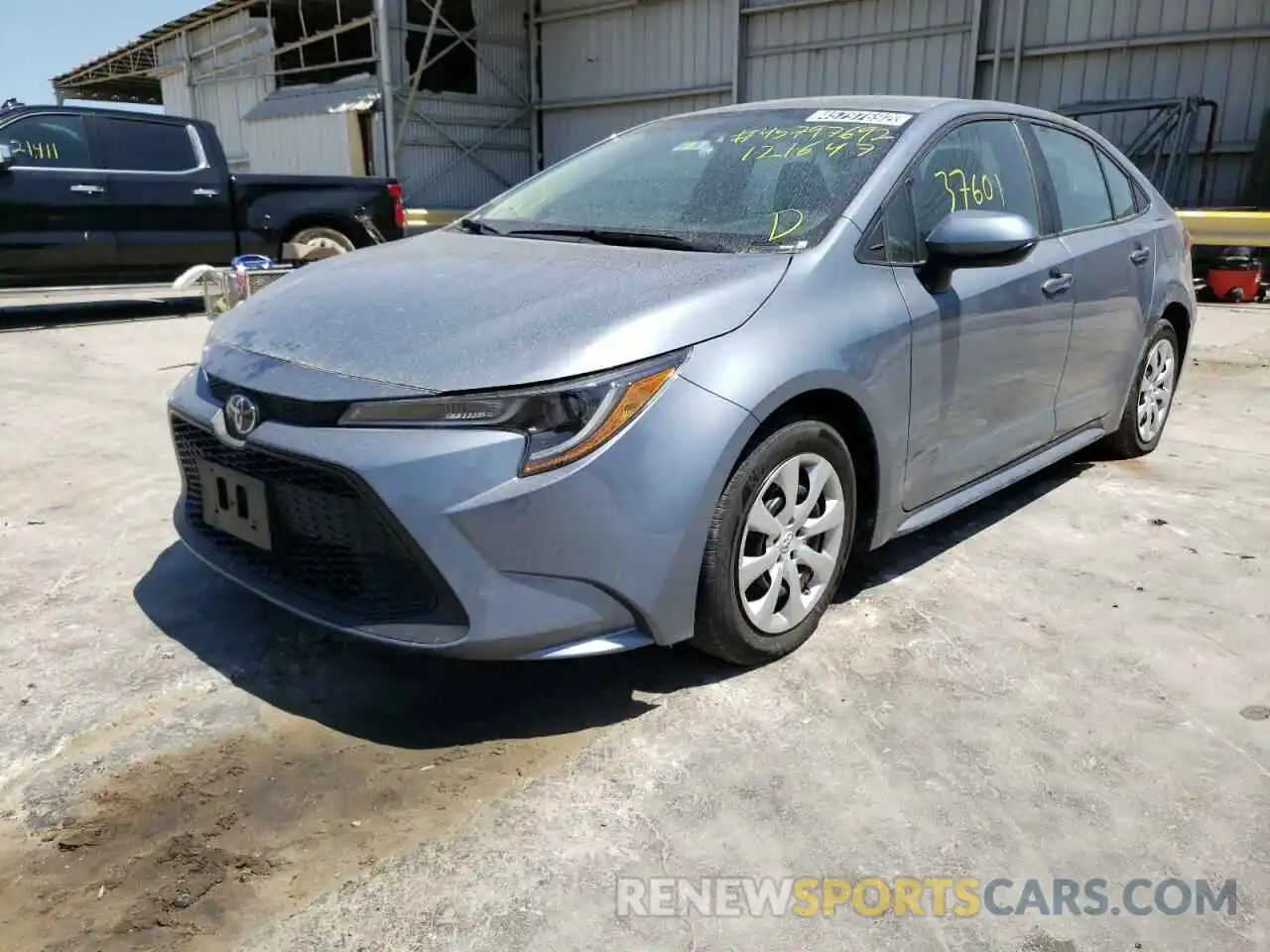 2 Photograph of a damaged car 5YFEPRAE3LP121647 TOYOTA COROLLA 2020