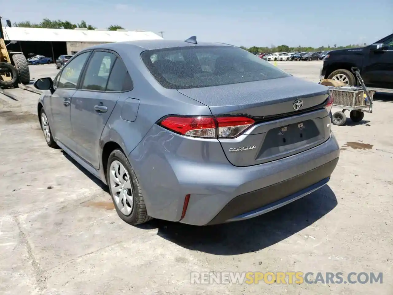 3 Photograph of a damaged car 5YFEPRAE3LP121647 TOYOTA COROLLA 2020