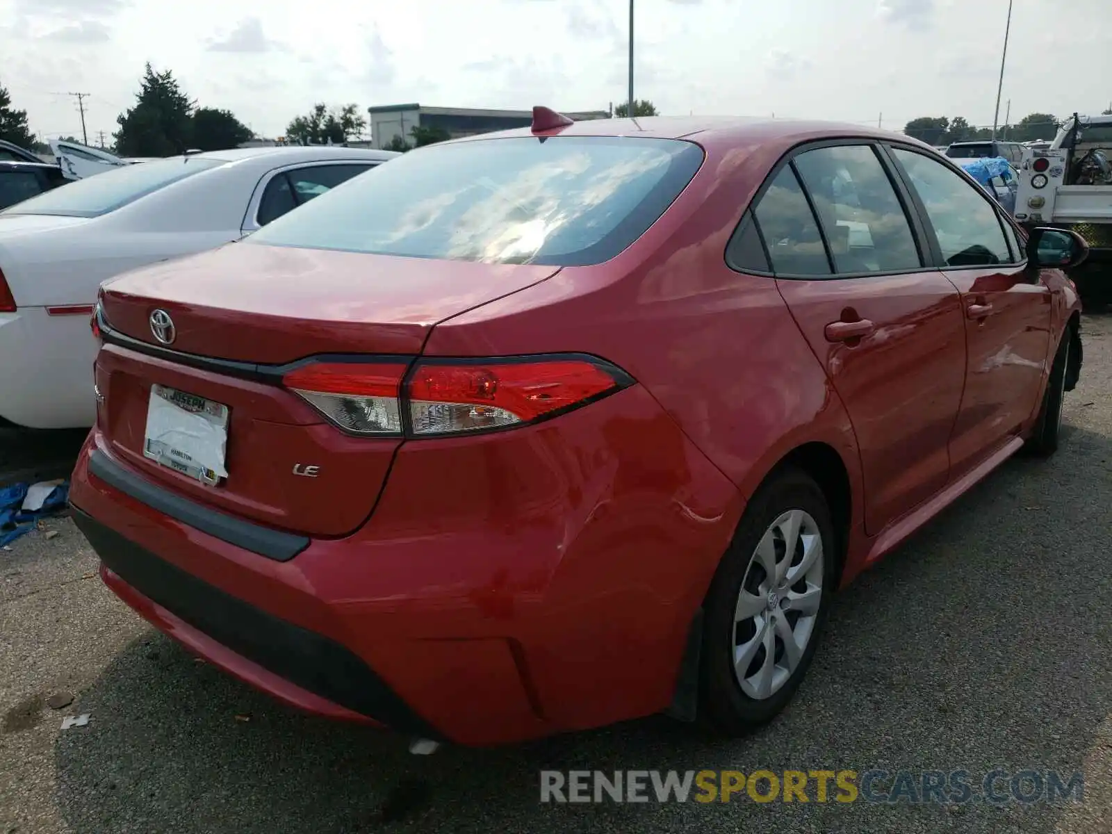 4 Photograph of a damaged car 5YFEPRAE3LP123219 TOYOTA COROLLA 2020