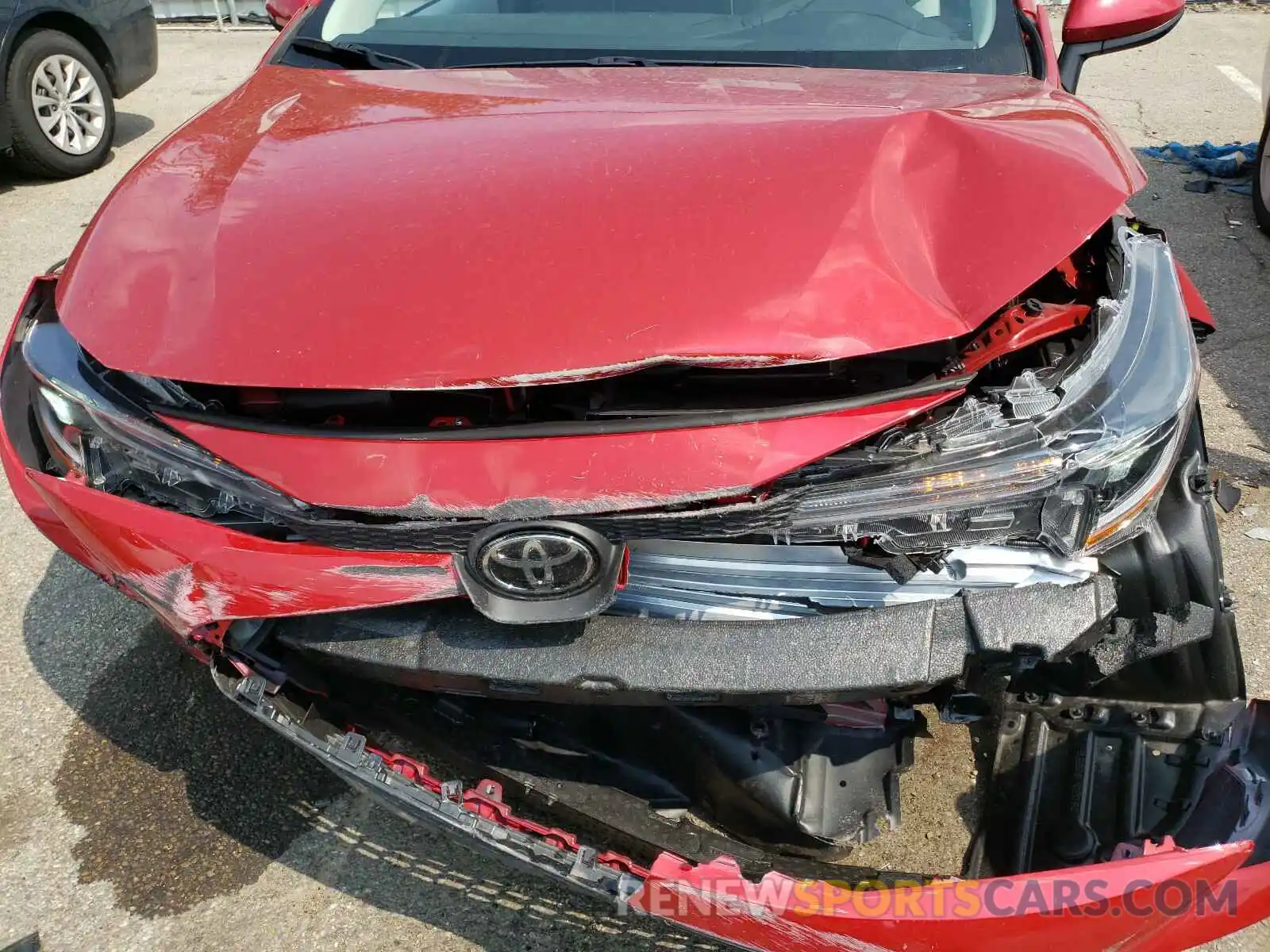 9 Photograph of a damaged car 5YFEPRAE3LP123219 TOYOTA COROLLA 2020