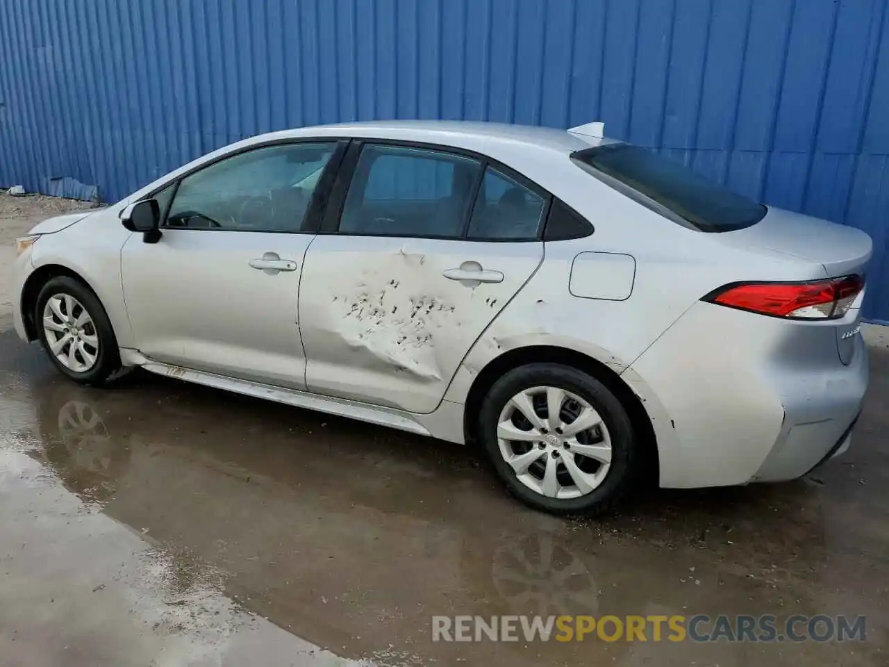 2 Photograph of a damaged car 5YFEPRAE3LP124340 TOYOTA COROLLA 2020