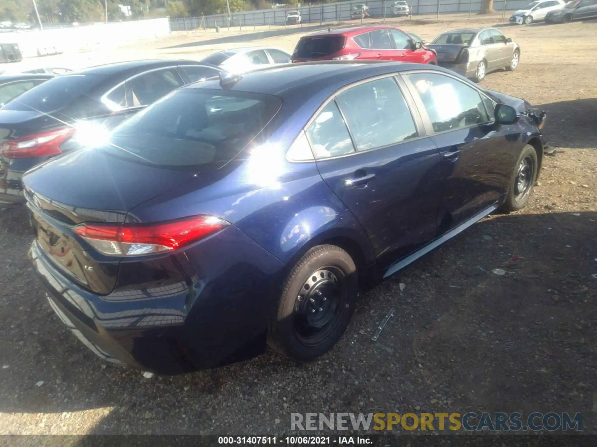 4 Photograph of a damaged car 5YFEPRAE3LP124483 TOYOTA COROLLA 2020