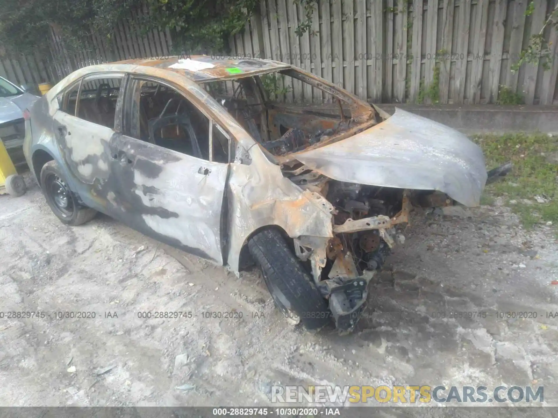 1 Photograph of a damaged car 5YFEPRAE3LP124922 TOYOTA COROLLA 2020