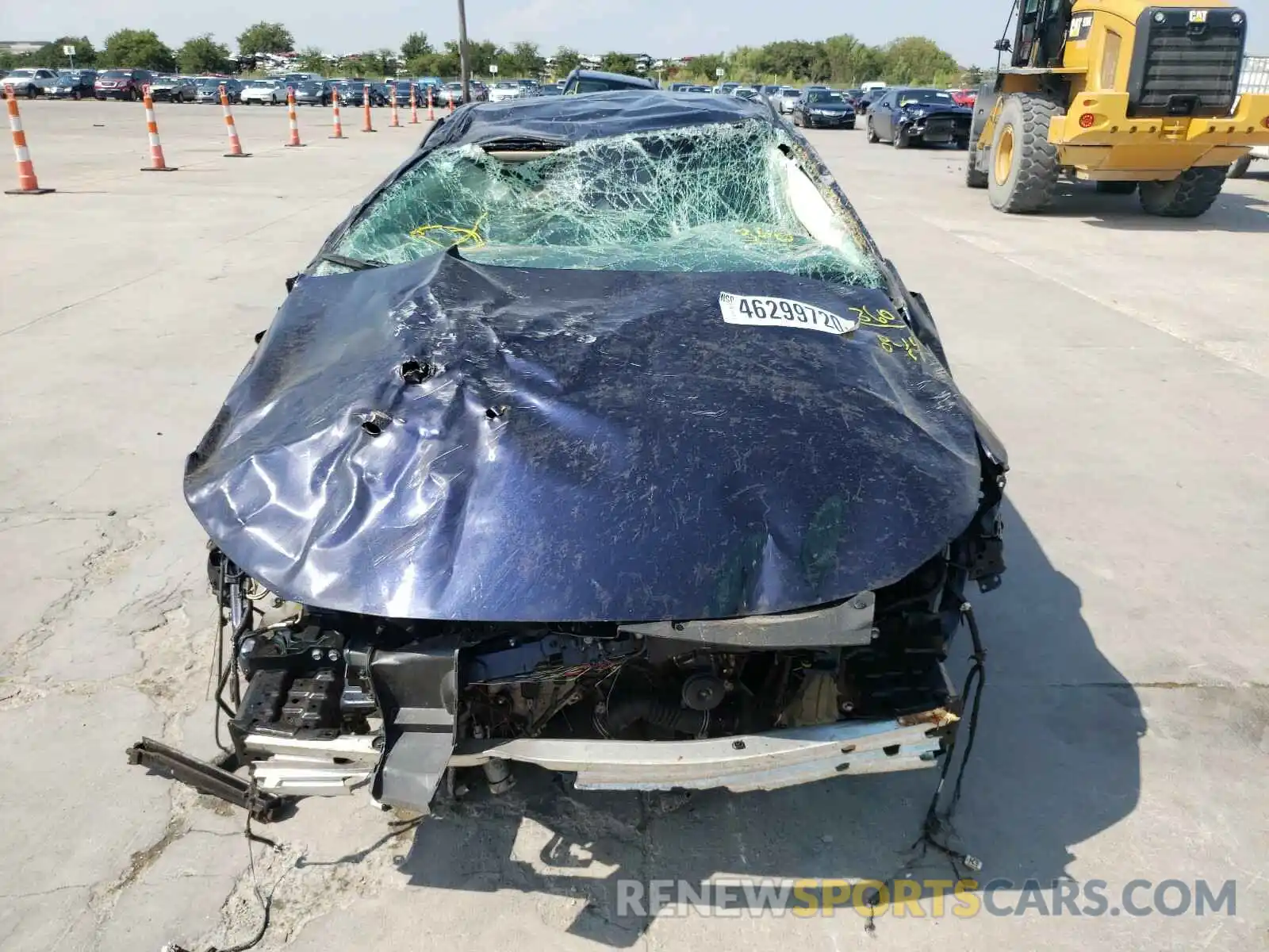 9 Photograph of a damaged car 5YFEPRAE3LP128274 TOYOTA COROLLA 2020