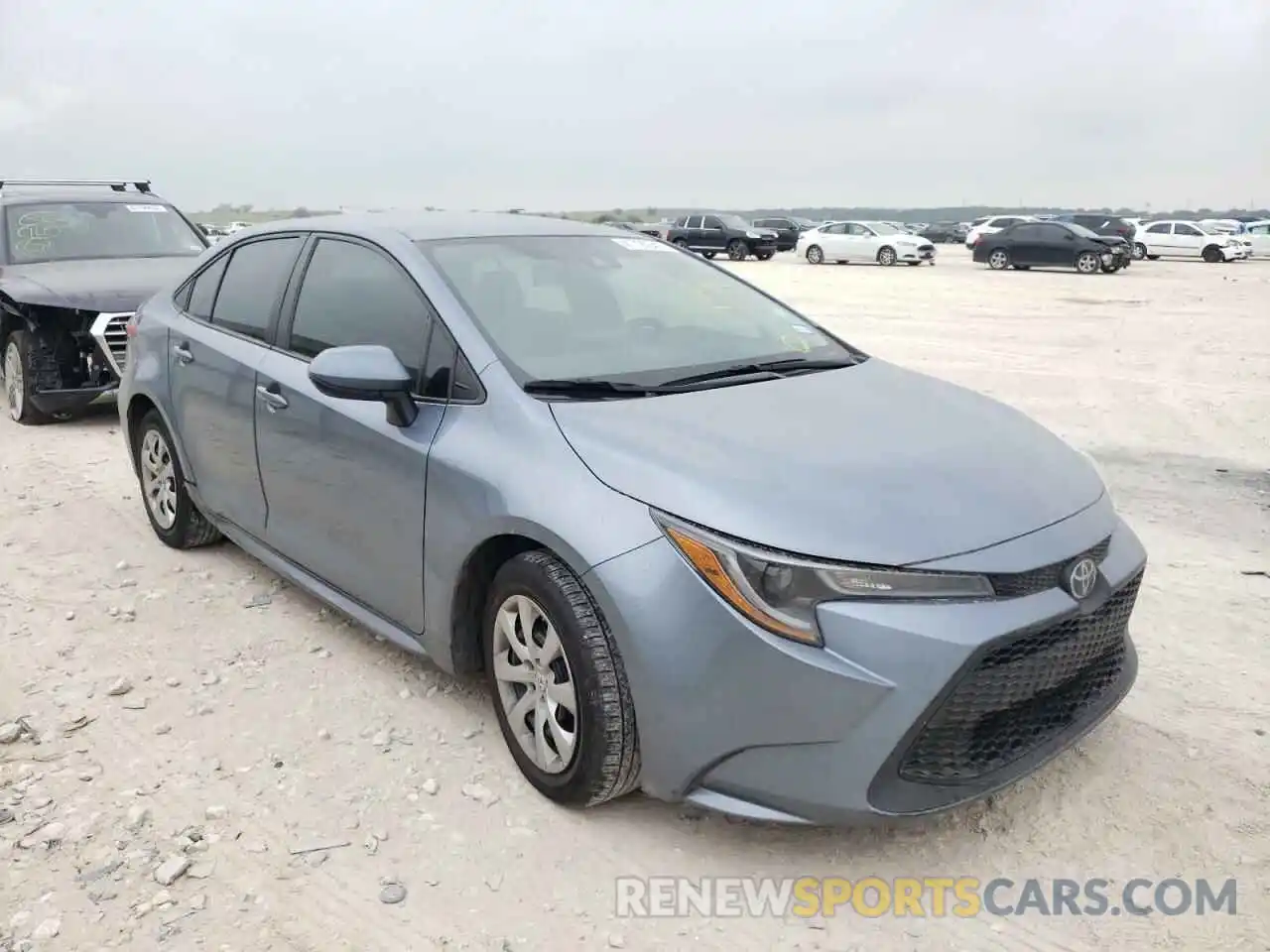 1 Photograph of a damaged car 5YFEPRAE3LP130669 TOYOTA COROLLA 2020