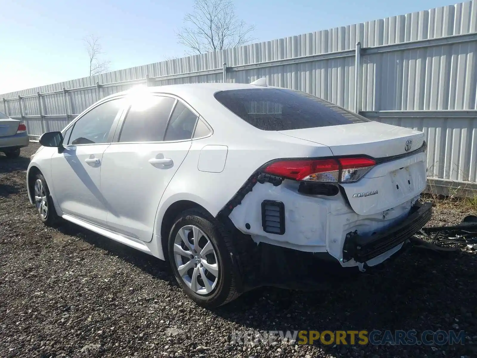 3 Photograph of a damaged car 5YFEPRAE3LP130932 TOYOTA COROLLA 2020