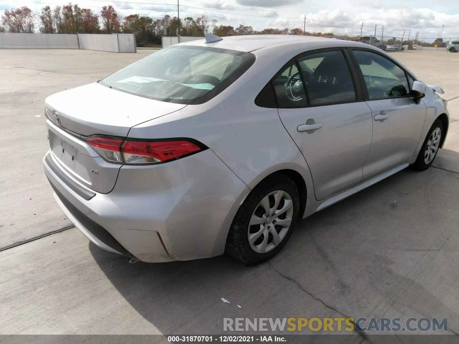 4 Photograph of a damaged car 5YFEPRAE3LP132311 TOYOTA COROLLA 2020