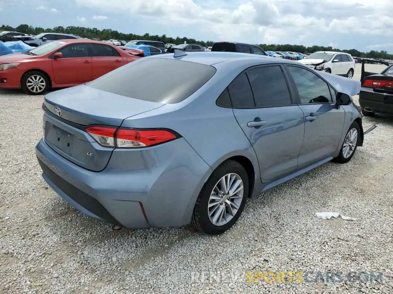 4 Photograph of a damaged car 5YFEPRAE3LP132504 TOYOTA COROLLA 2020