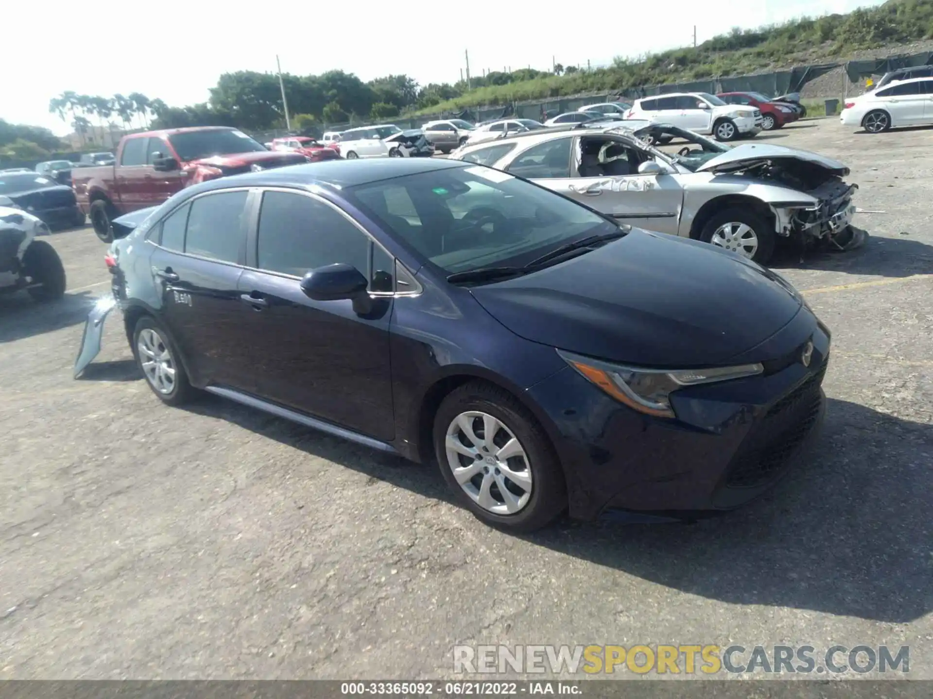 1 Photograph of a damaged car 5YFEPRAE3LP138139 TOYOTA COROLLA 2020