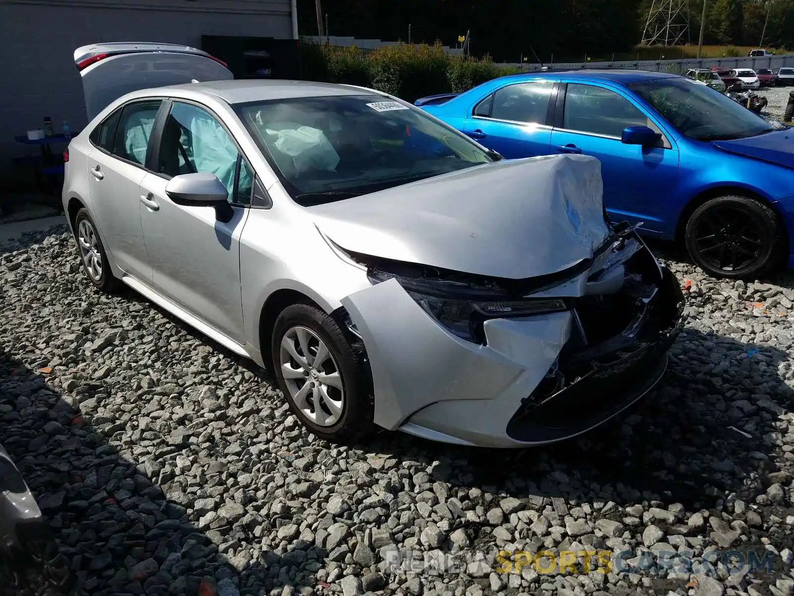 1 Photograph of a damaged car 5YFEPRAE3LP138643 TOYOTA COROLLA 2020