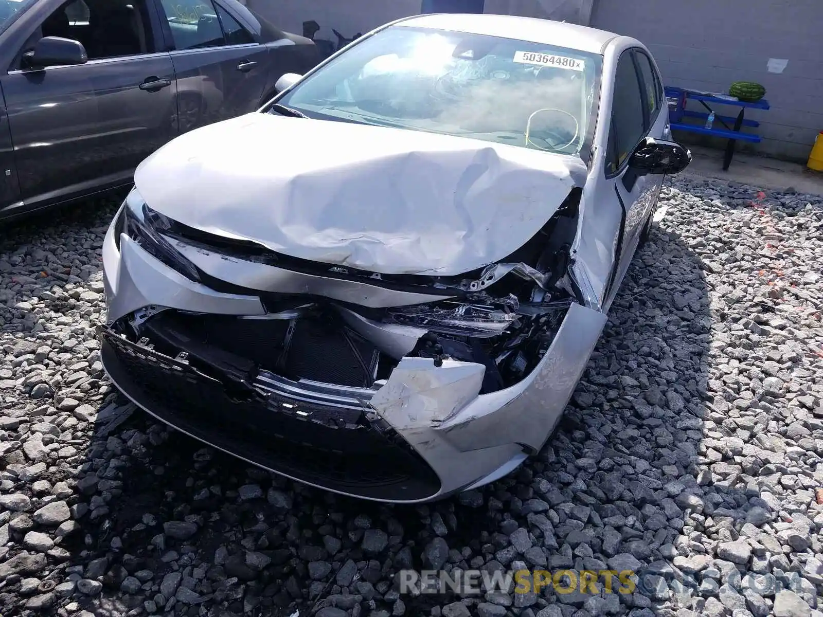 9 Photograph of a damaged car 5YFEPRAE3LP138643 TOYOTA COROLLA 2020