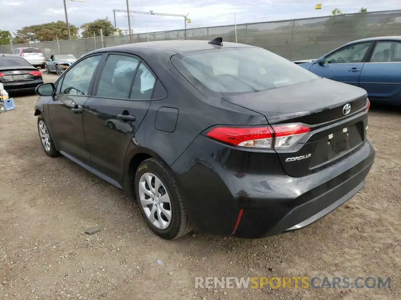 3 Photograph of a damaged car 5YFEPRAE3LP138867 TOYOTA COROLLA 2020