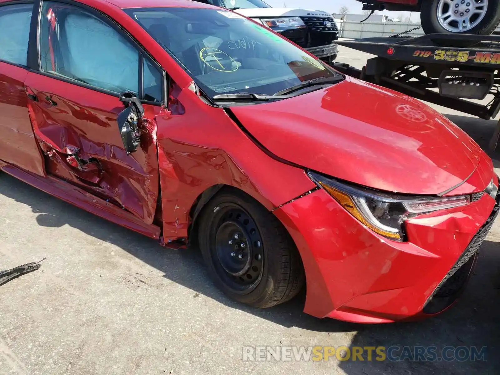 9 Photograph of a damaged car 5YFEPRAE3LP140408 TOYOTA COROLLA 2020