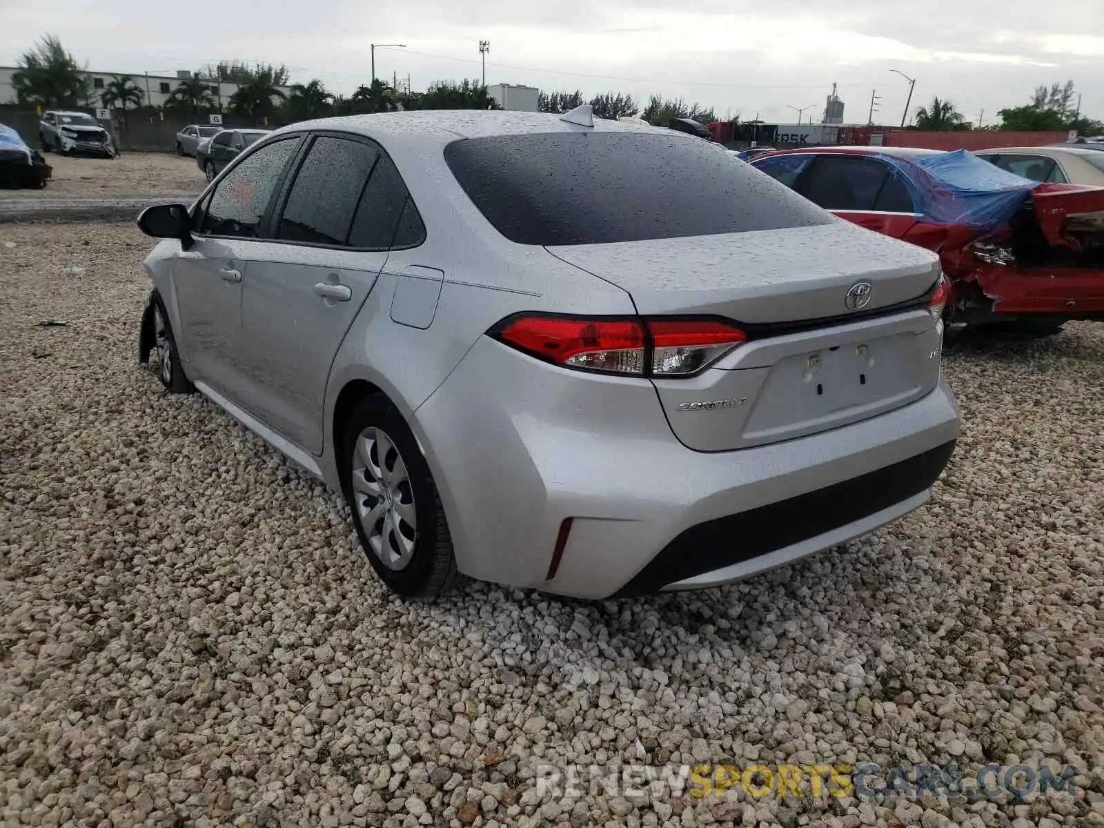 3 Photograph of a damaged car 5YFEPRAE3LP140473 TOYOTA COROLLA 2020