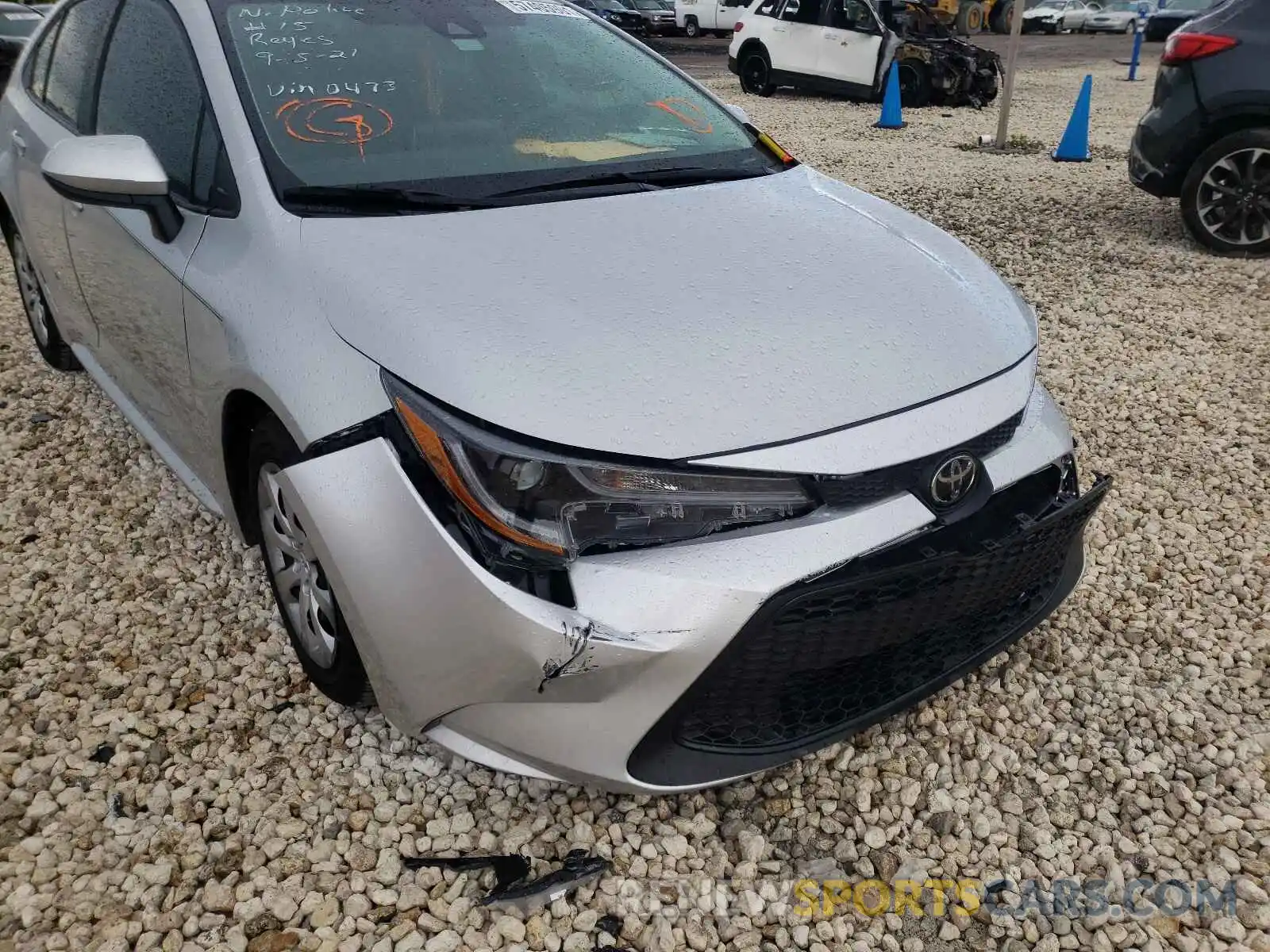 9 Photograph of a damaged car 5YFEPRAE3LP140473 TOYOTA COROLLA 2020