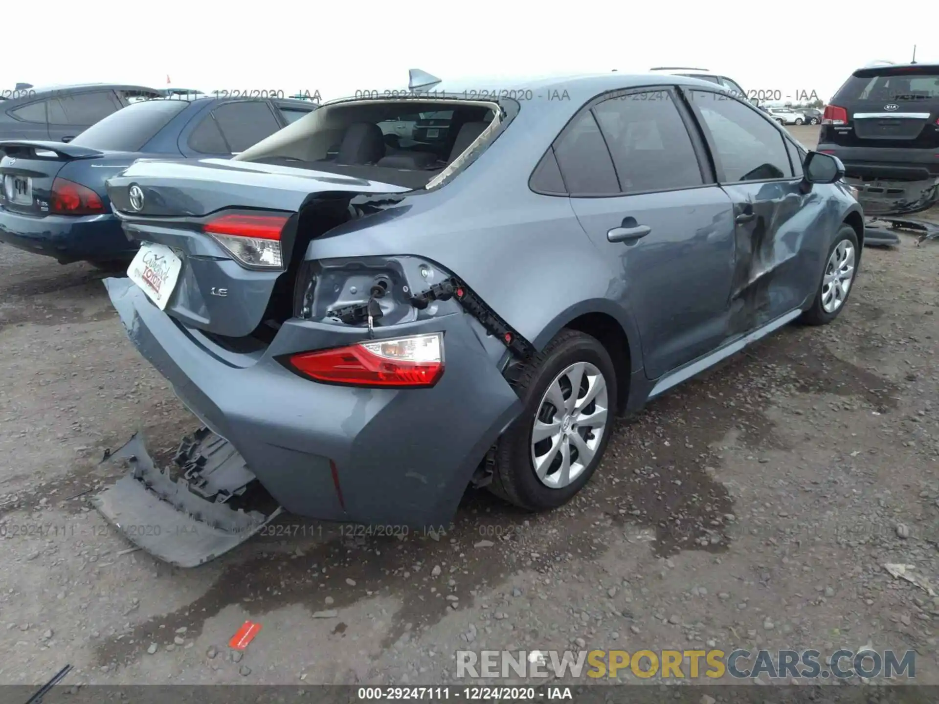 4 Photograph of a damaged car 5YFEPRAE3LP141395 TOYOTA COROLLA 2020