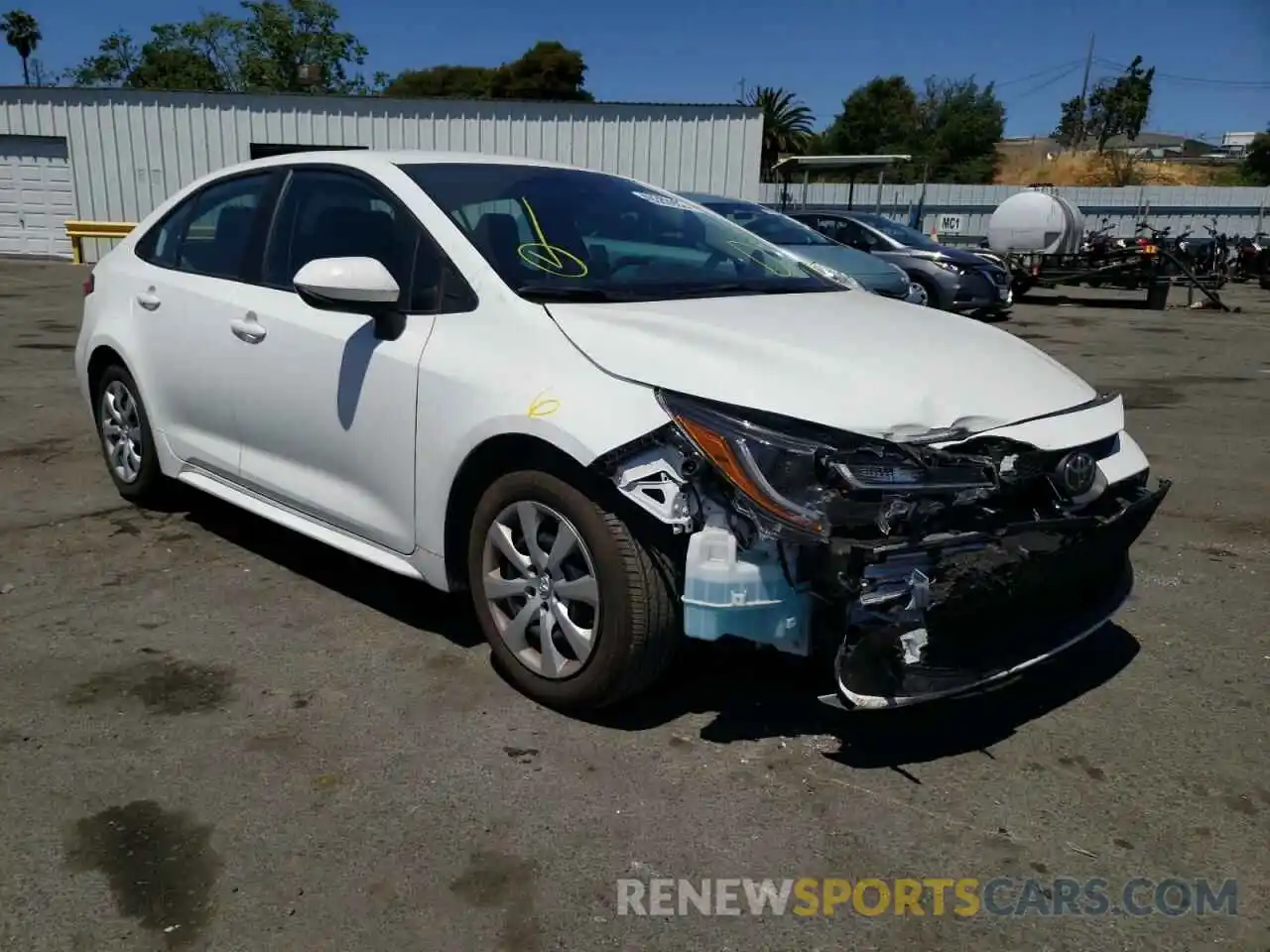 1 Photograph of a damaged car 5YFEPRAE3LP141400 TOYOTA COROLLA 2020