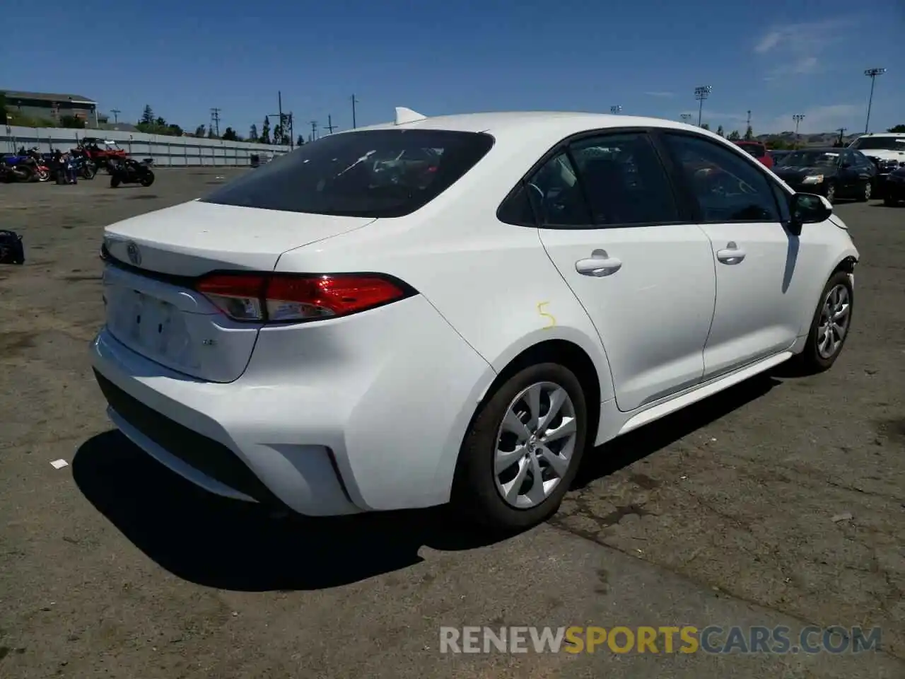 4 Photograph of a damaged car 5YFEPRAE3LP141400 TOYOTA COROLLA 2020