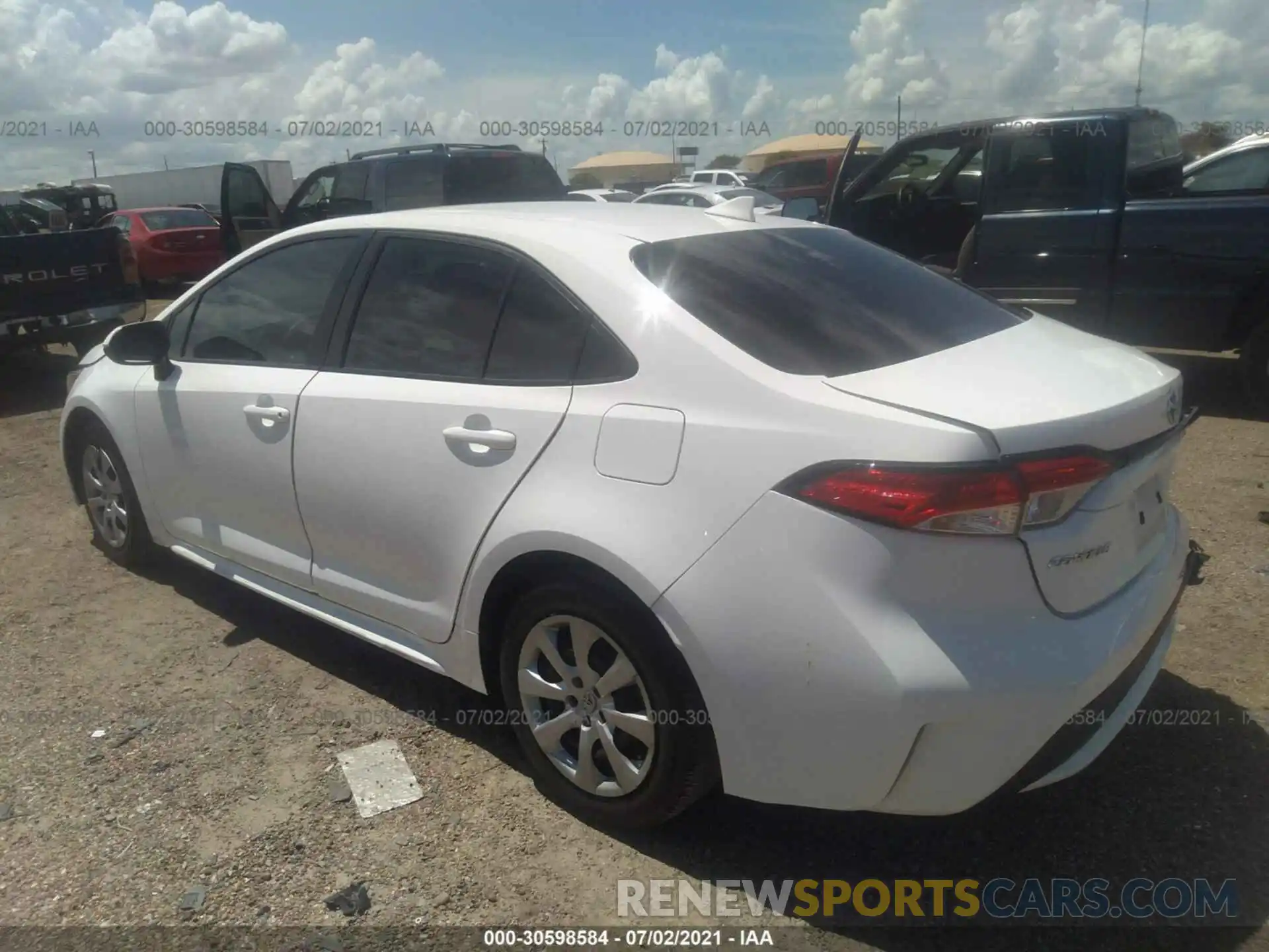 3 Photograph of a damaged car 5YFEPRAE3LP141915 TOYOTA COROLLA 2020