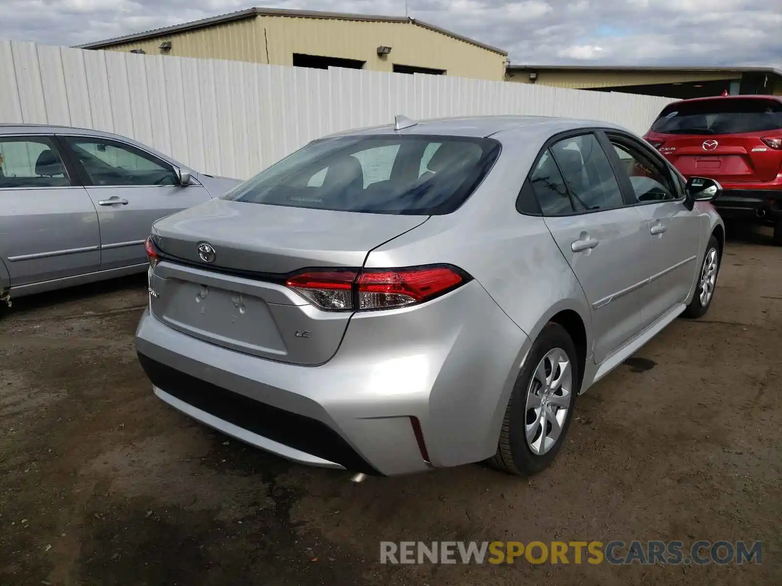 4 Photograph of a damaged car 5YFEPRAE3LP144622 TOYOTA COROLLA 2020