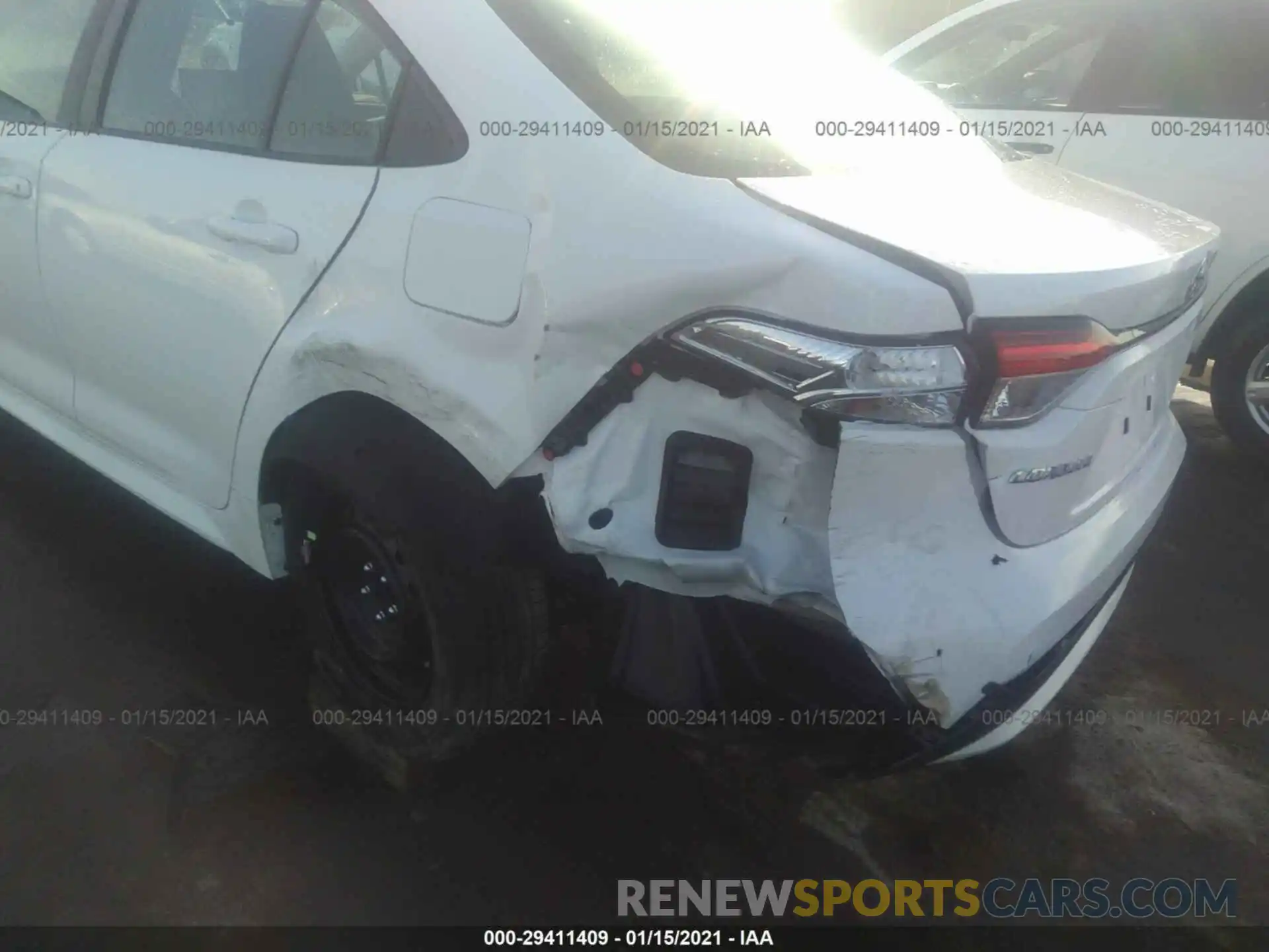 6 Фотография поврежденного автомобиля 5YFEPRAE3LP145575 TOYOTA COROLLA 2020