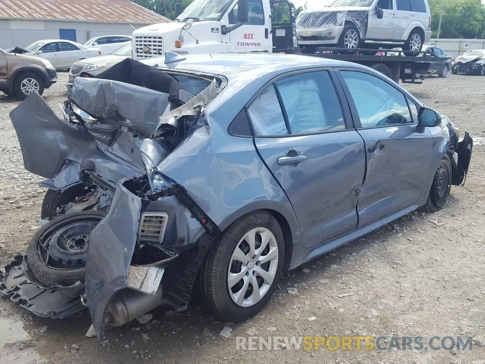 4 Photograph of a damaged car 5YFEPRAE4LP005969 TOYOTA COROLLA 2020