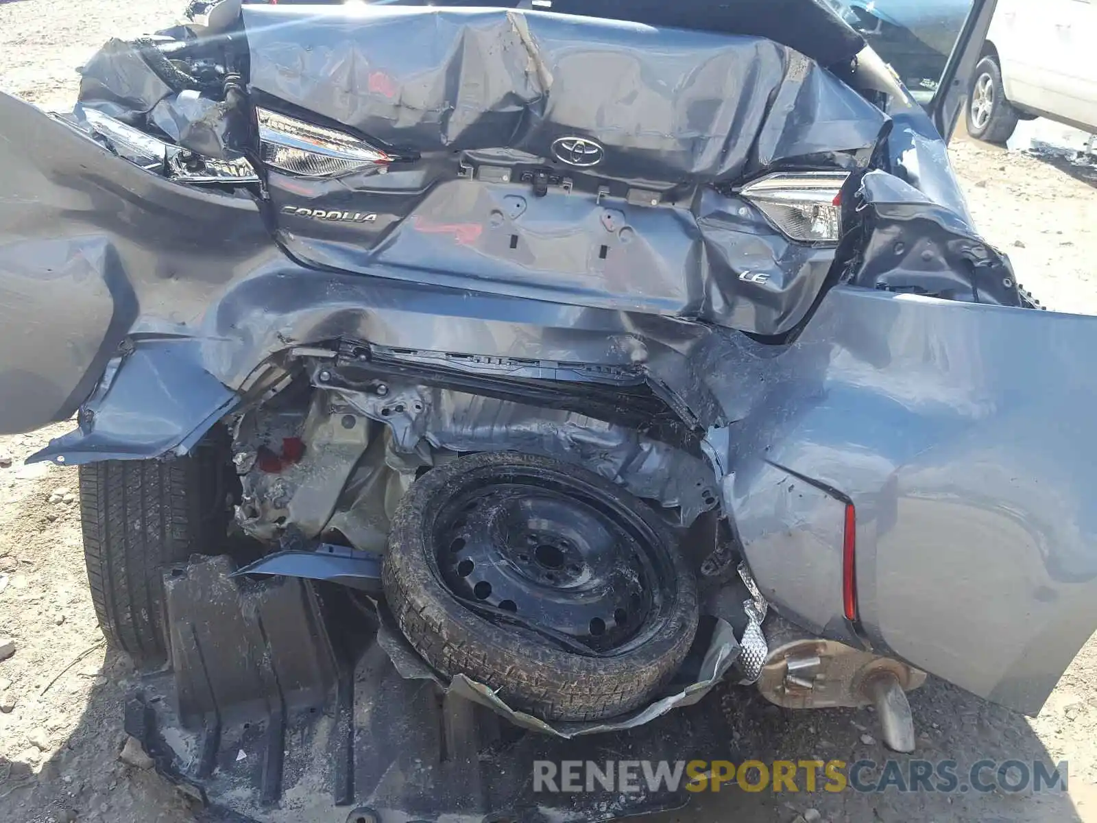 9 Photograph of a damaged car 5YFEPRAE4LP005969 TOYOTA COROLLA 2020