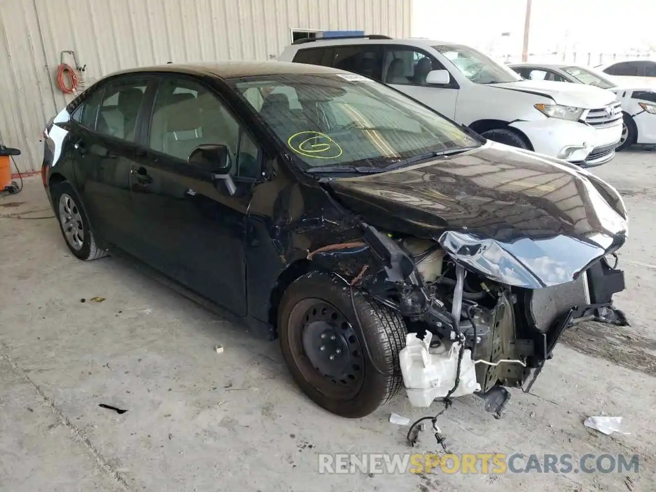 1 Photograph of a damaged car 5YFEPRAE4LP006619 TOYOTA COROLLA 2020