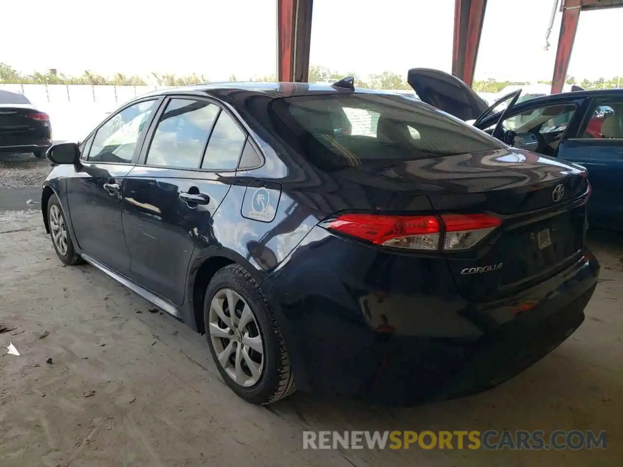 3 Photograph of a damaged car 5YFEPRAE4LP006619 TOYOTA COROLLA 2020