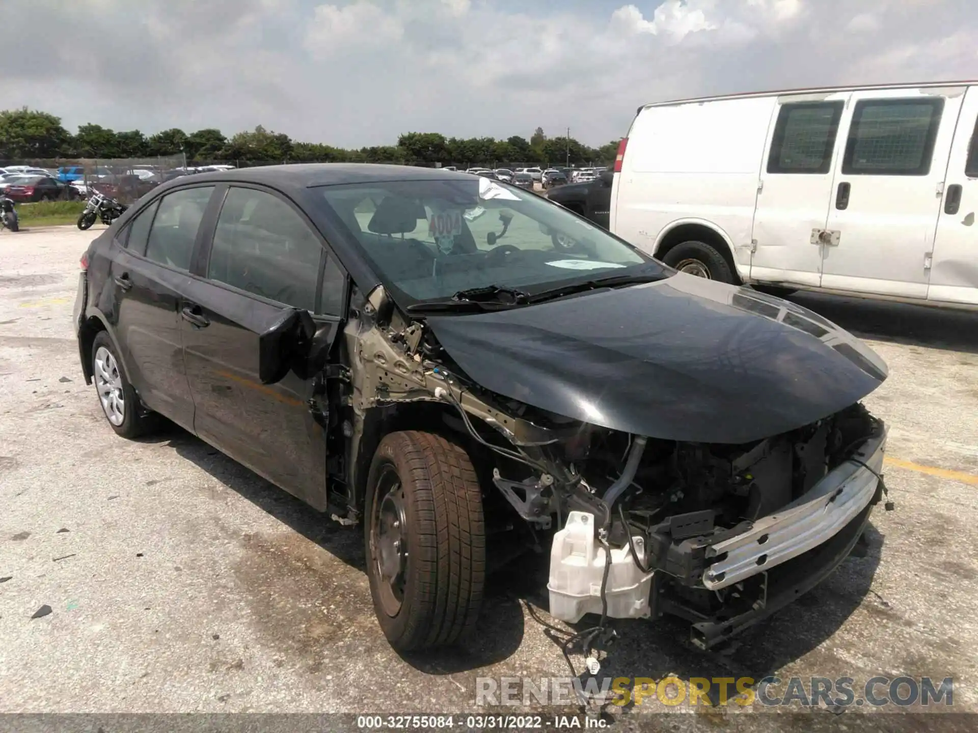 1 Photograph of a damaged car 5YFEPRAE4LP006653 TOYOTA COROLLA 2020