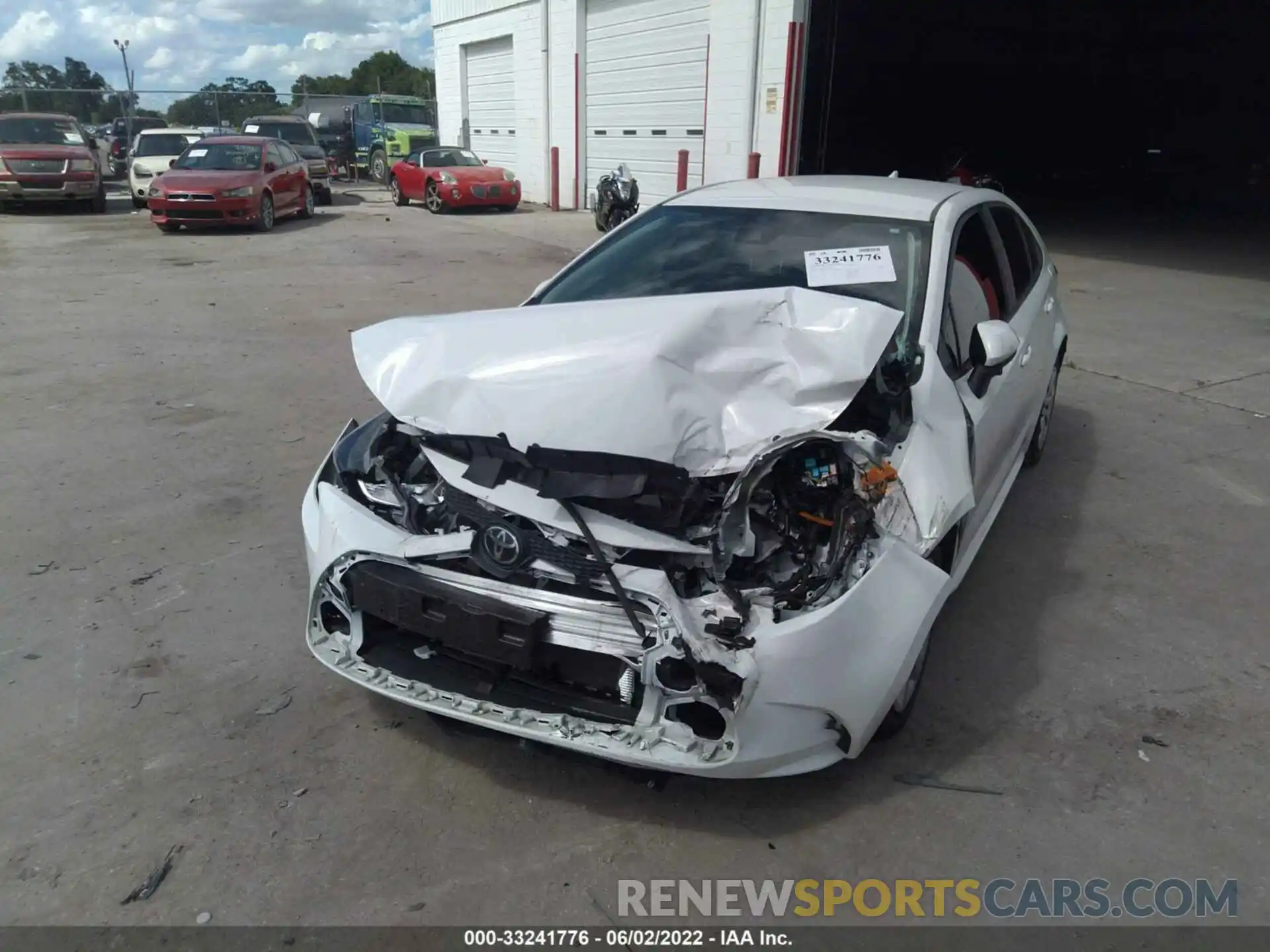 6 Photograph of a damaged car 5YFEPRAE4LP007012 TOYOTA COROLLA 2020