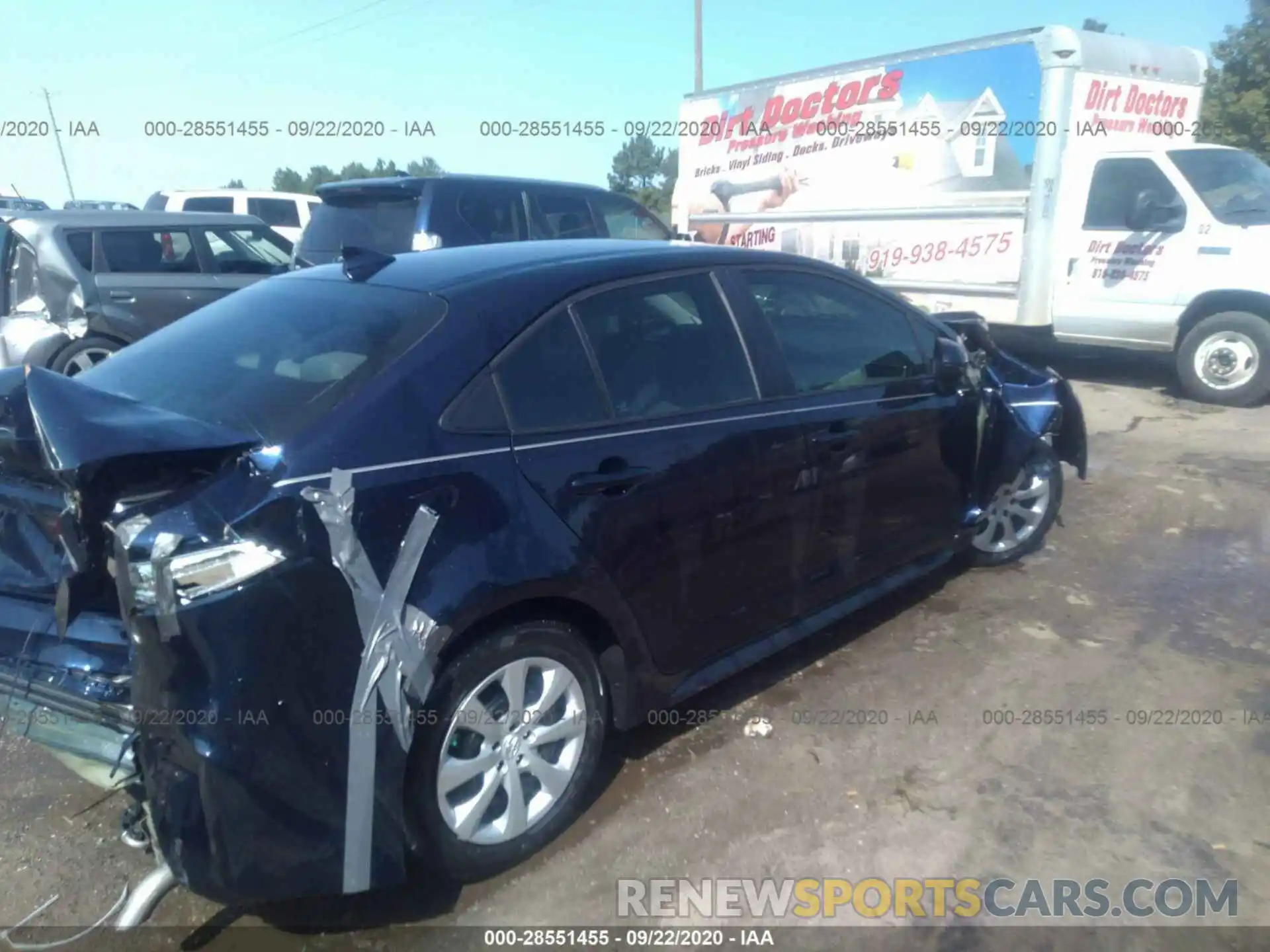 4 Photograph of a damaged car 5YFEPRAE4LP007690 TOYOTA COROLLA 2020