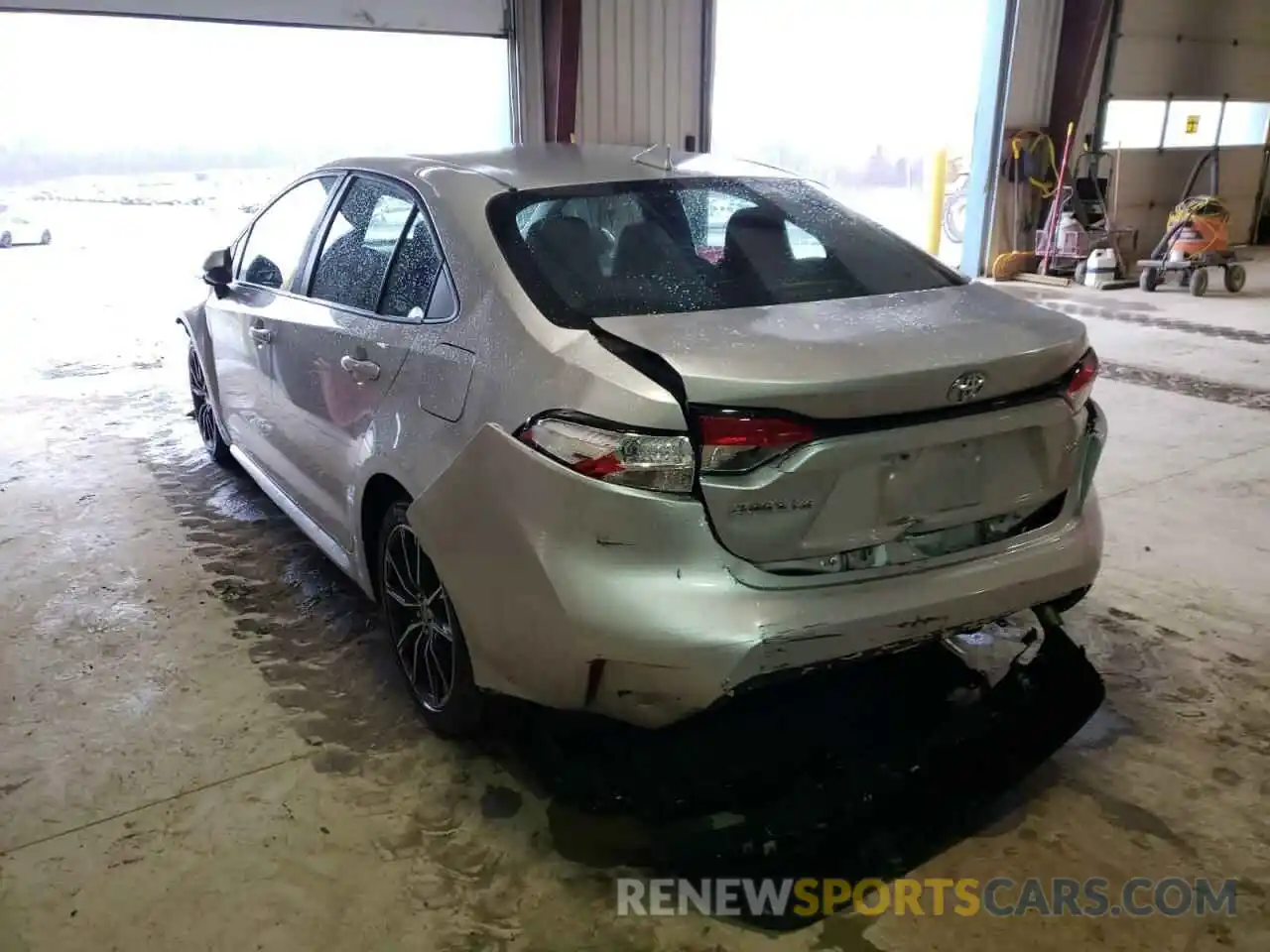 9 Photograph of a damaged car 5YFEPRAE4LP008712 TOYOTA COROLLA 2020