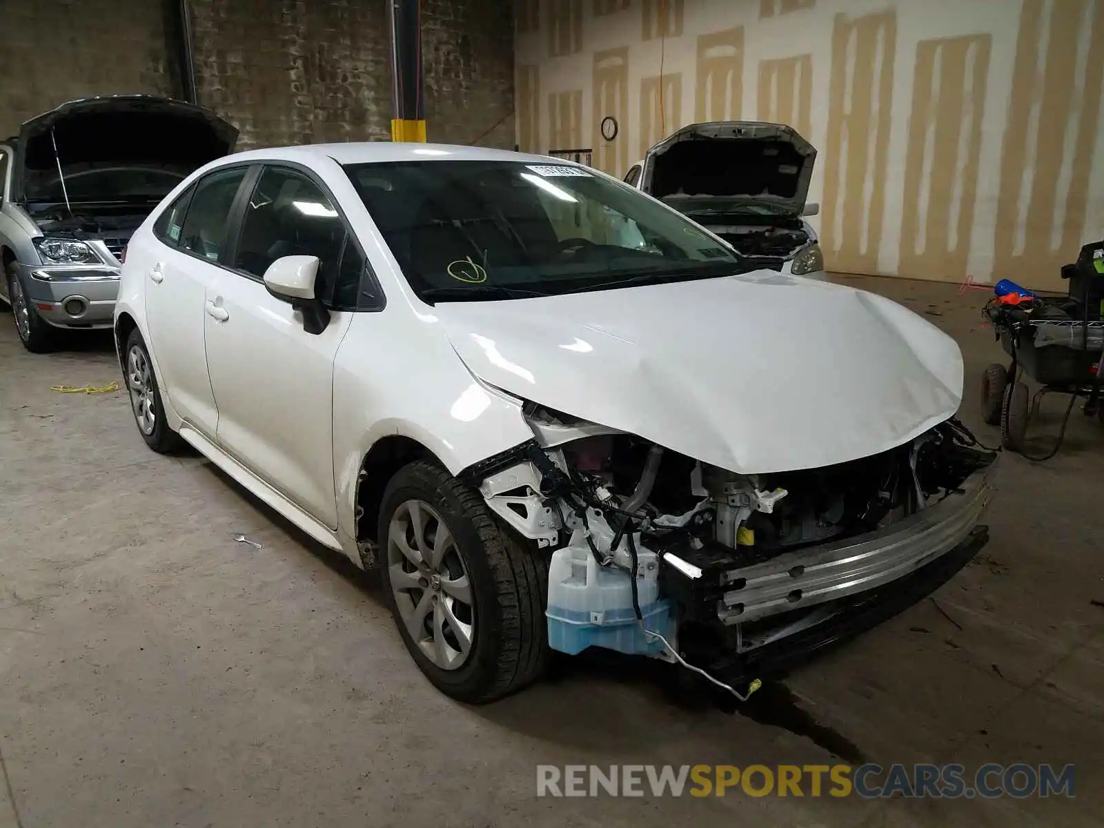 1 Photograph of a damaged car 5YFEPRAE4LP010265 TOYOTA COROLLA 2020