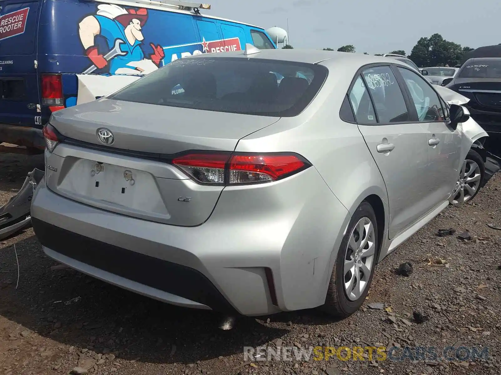 4 Photograph of a damaged car 5YFEPRAE4LP011870 TOYOTA COROLLA 2020