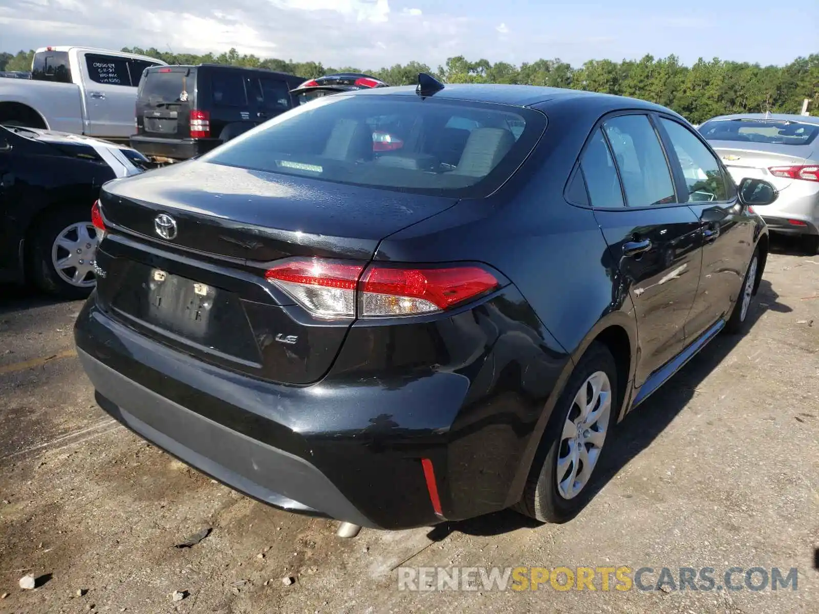 4 Photograph of a damaged car 5YFEPRAE4LP019466 TOYOTA COROLLA 2020