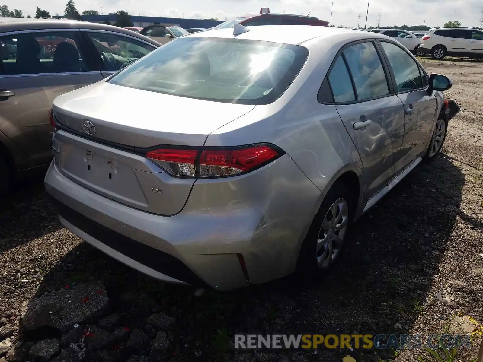 4 Photograph of a damaged car 5YFEPRAE4LP020200 TOYOTA COROLLA 2020