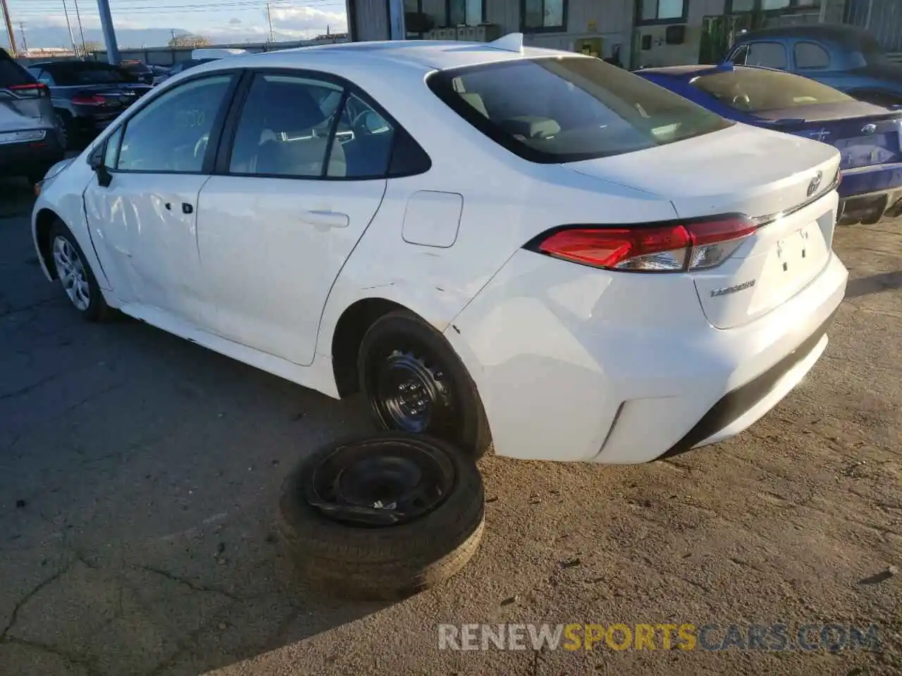 3 Photograph of a damaged car 5YFEPRAE4LP021492 TOYOTA COROLLA 2020