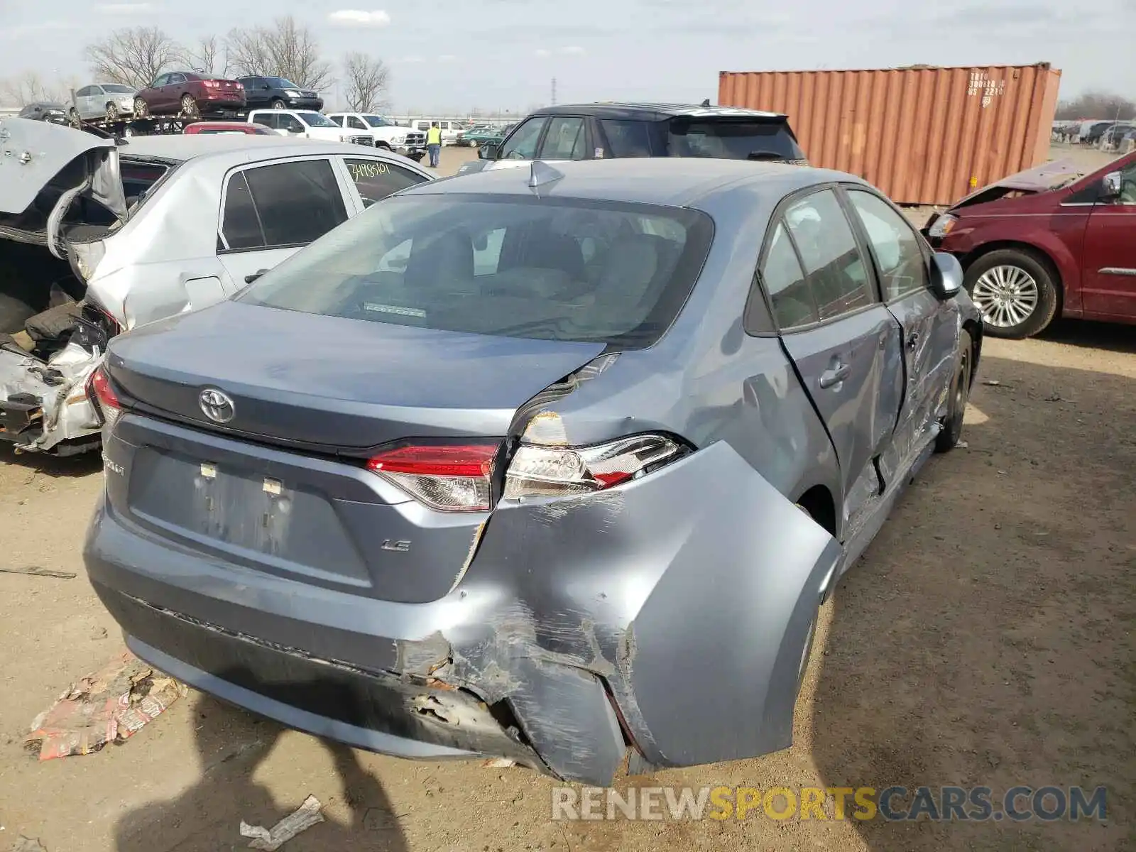 4 Photograph of a damaged car 5YFEPRAE4LP021721 TOYOTA COROLLA 2020