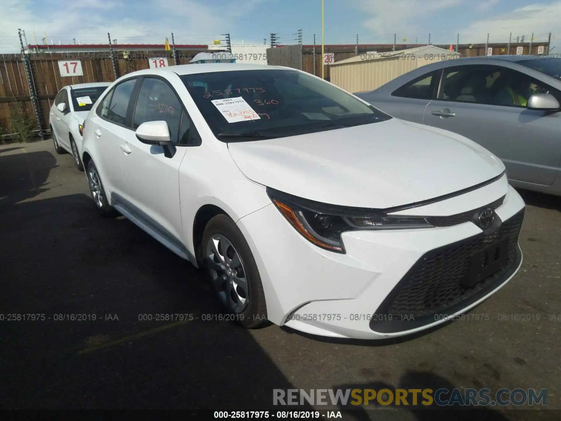 1 Photograph of a damaged car 5YFEPRAE4LP021959 TOYOTA COROLLA 2020