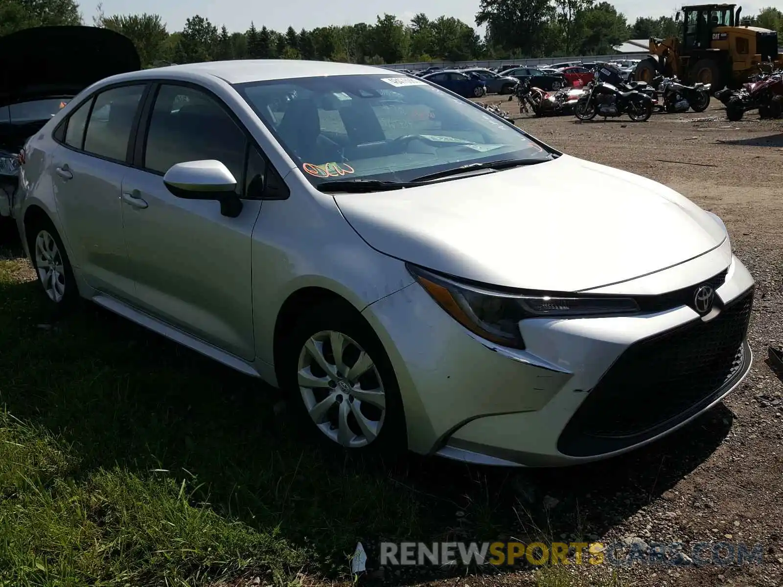 1 Photograph of a damaged car 5YFEPRAE4LP022156 TOYOTA COROLLA 2020